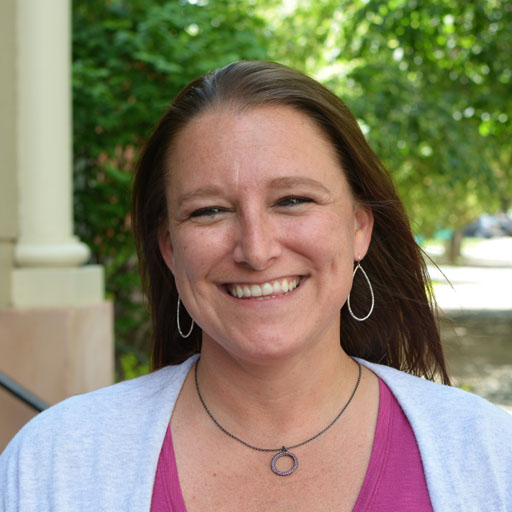 Image of Lauren Ayers